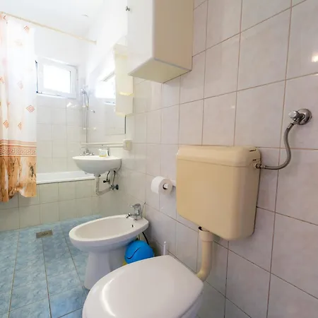Venci Apartment *